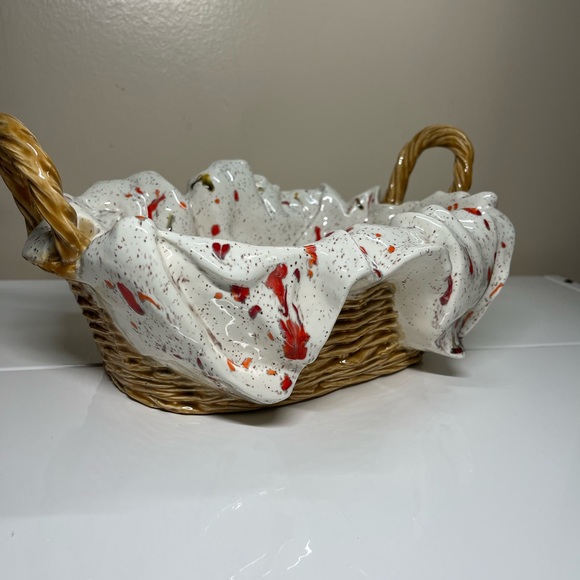 Vintage 80’s Nowell’s Mold’s ceramic básquet - Picture 3 of 8